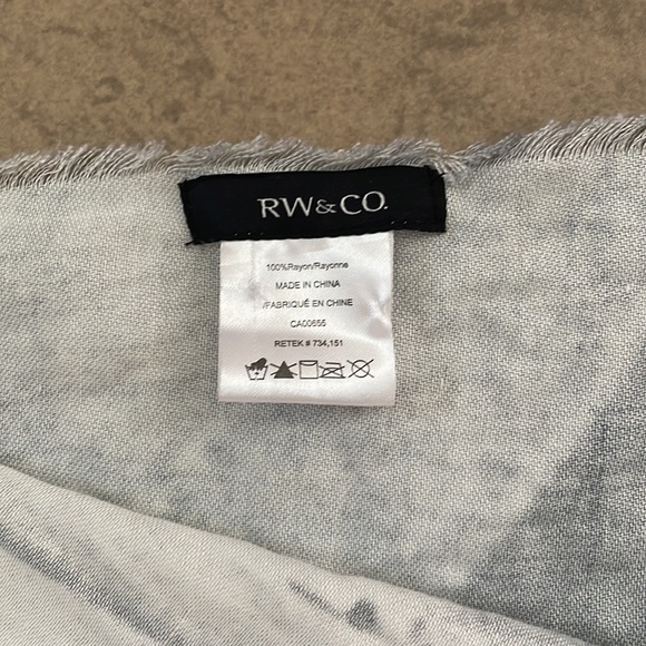 RW Scarf - Picture 3 of 3